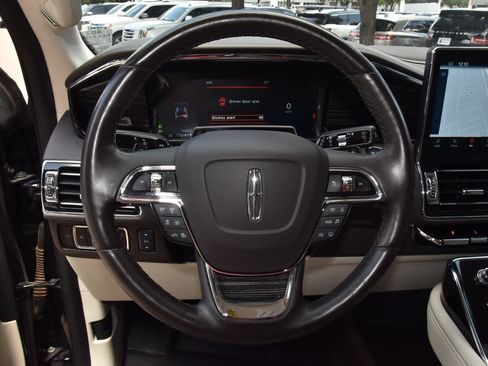 Used 2024 Lincoln Navigator Black Label AWD/4WD image 24