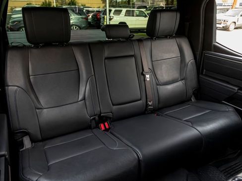 Used 2022 Toyota Tundra Platinum w/ Advanced Package AWD/4WD image 32