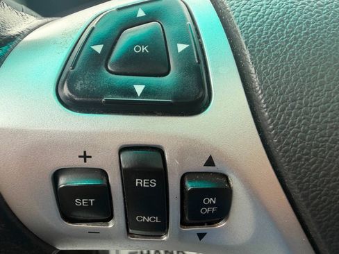 Used 2013 Ford Explorer XLT AWD/4WD image 20