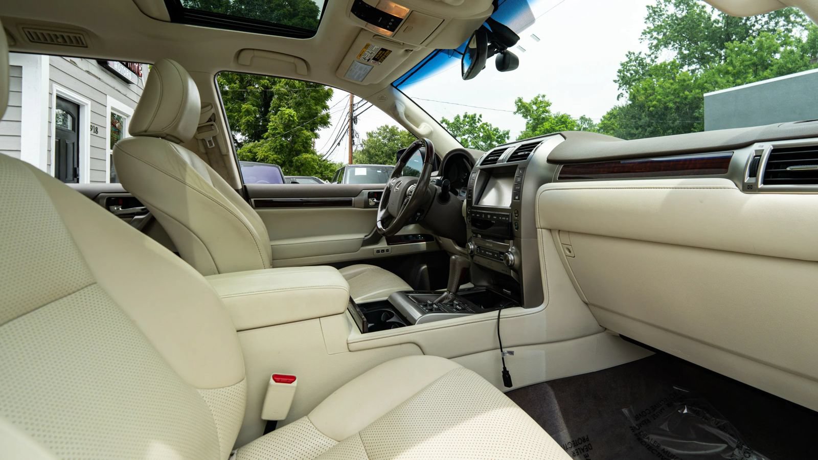 Used 2018 Lexus GX 460 Luxury AWD/4WD image 11