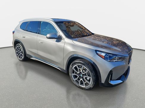 New 2026 BMW X1 xDrive28i w/ Technology Package image 3