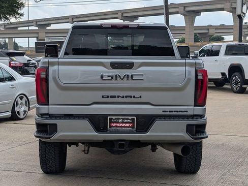 Certified 2024 GMC Sierra 2500 Denali Ultimate AWD/4WD image 5