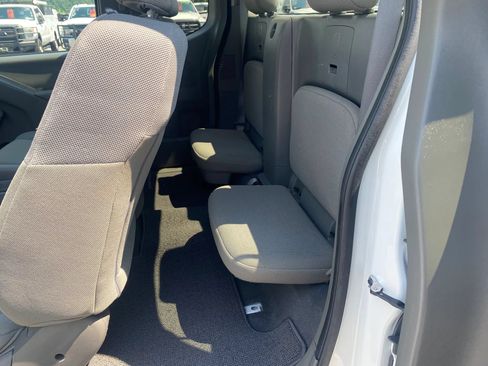 Used 2019 Nissan Frontier S RWD image 21
