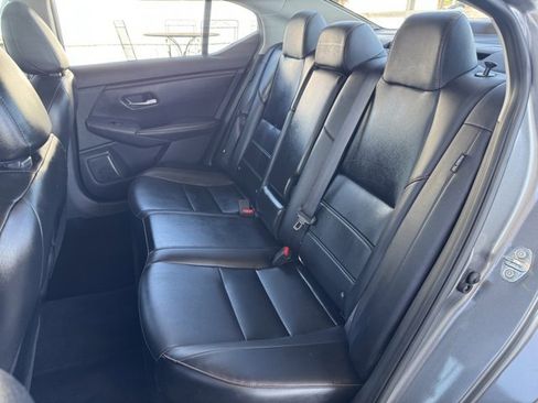 Used 2024 Nissan Sentra SR w/ SR Premium Package image 22