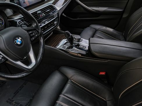 Used 2019 BMW 540i xDrive AWD/4WD image 21