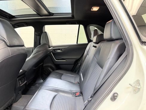 Used 2020 Toyota RAV4 XSE AWD/4WD image 18
