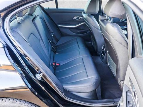 Used 2021 BMW 330i xDrive 330i xDrive w/ Convenience Package image 27