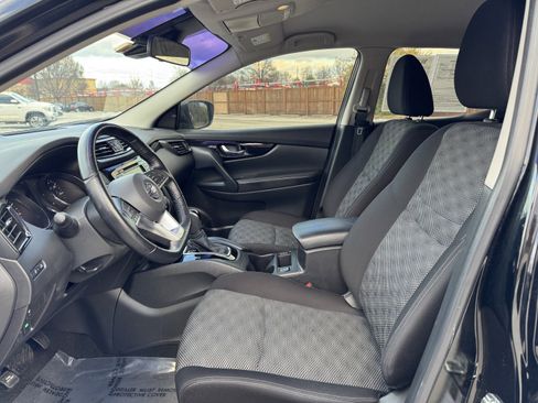 Certified 2021 Nissan Rogue Sport SV image 25