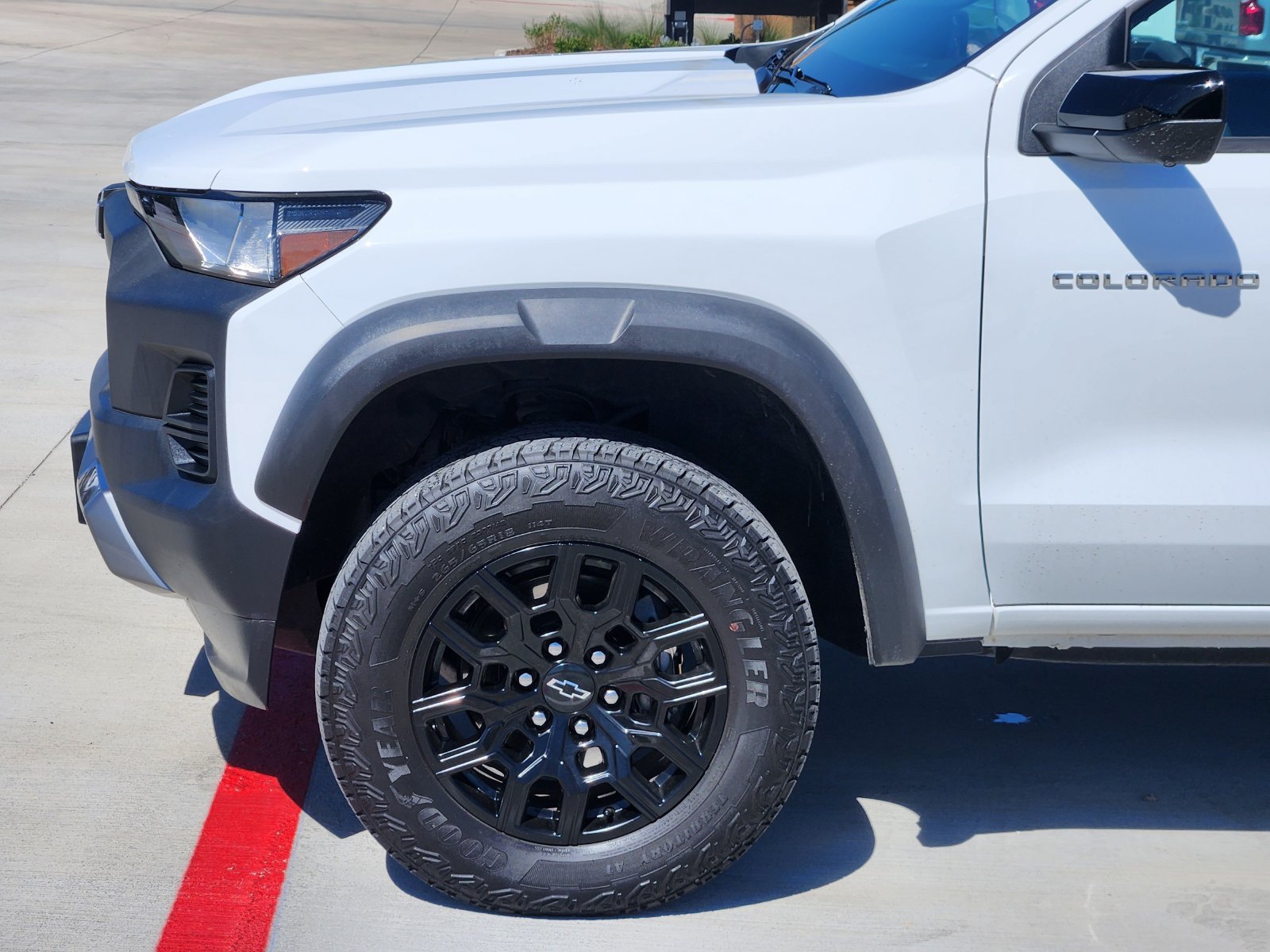 Certified 2024 Chevrolet Colorado Trail Boss w/ Technology Package AWD/4WD image 11