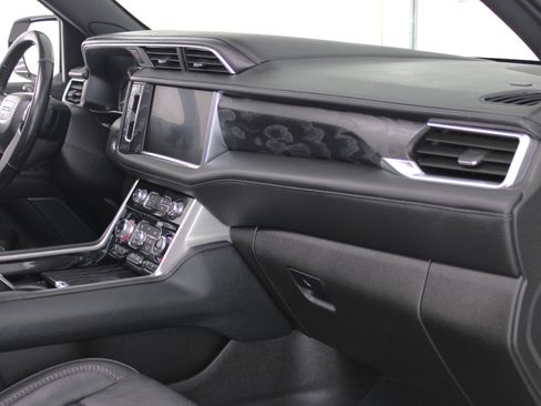 Used 2021 GMC Yukon XL Denali w/ Denali Ultimate Package image 52