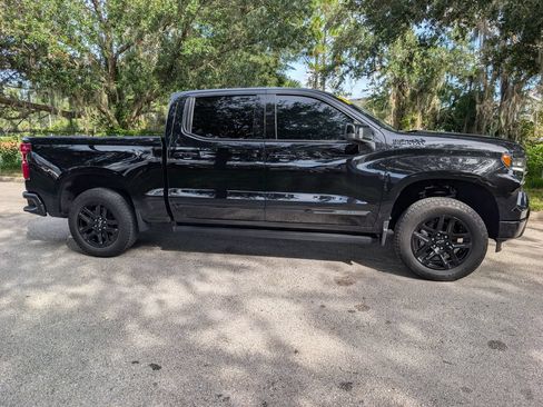 Used 2024 Chevrolet Silverado 1500 High Country w/ Midnight Edition AWD/4WD image 10