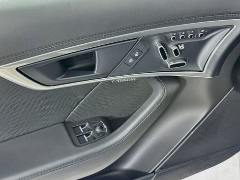 Used 2024 Jaguar F-TYPE R-Dynamic RWD image 19