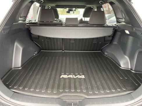 Certified 2023 Toyota RAV4 SE image 9