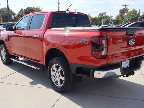 Used 2024 Ford Ranger Lariat w/ FX4 Off-Road Package image 8