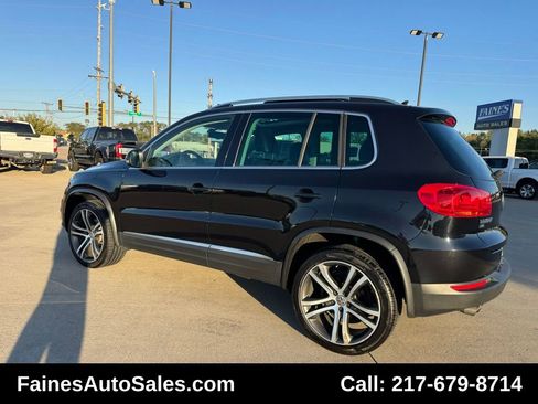 Used 2017 Volkswagen Tiguan SEL image 11