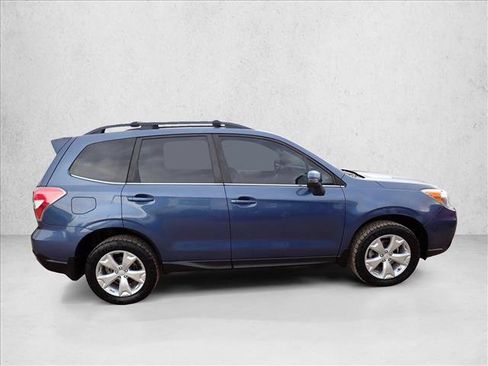Used 2014 Subaru Forester 2.5i Touring AWD/4WD image 5