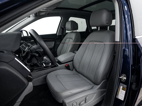 Certified 2023 Audi Q5 2.0T Premium w/ Convenience Package AWD/4WD image 15