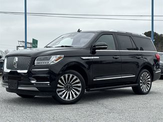 Used 2020 Lincoln Navigator Reserve video 1