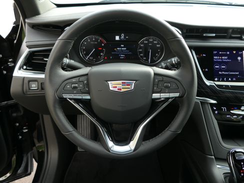 New 2025 Cadillac XT6 Premium Luxury image 18