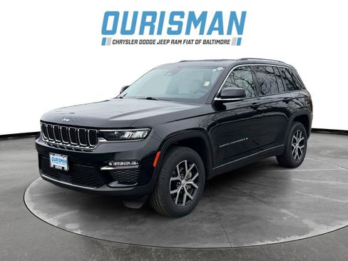 Used 2023 Jeep Grand Cherokee Limited image 2