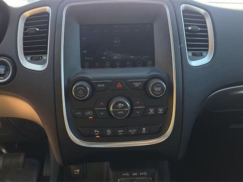 Used 2019 Dodge Durango SXT AWD/4WD image 10
