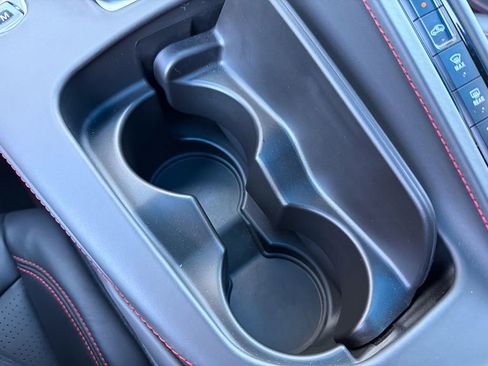 Used 2021 Chevrolet Corvette Stingray Premium Cpe w/ Z51 Performance Package image 31