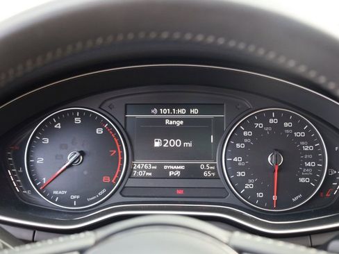 Used 2017 Audi A4 2.0T Premium image 39