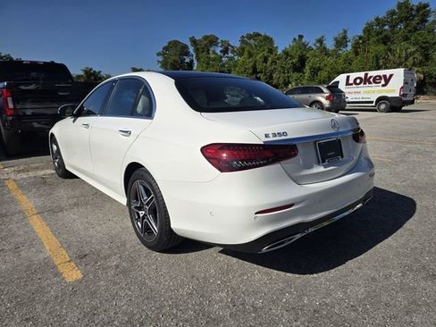Used 2023 Mercedes-Benz E 350 4MATIC Sedan image 4