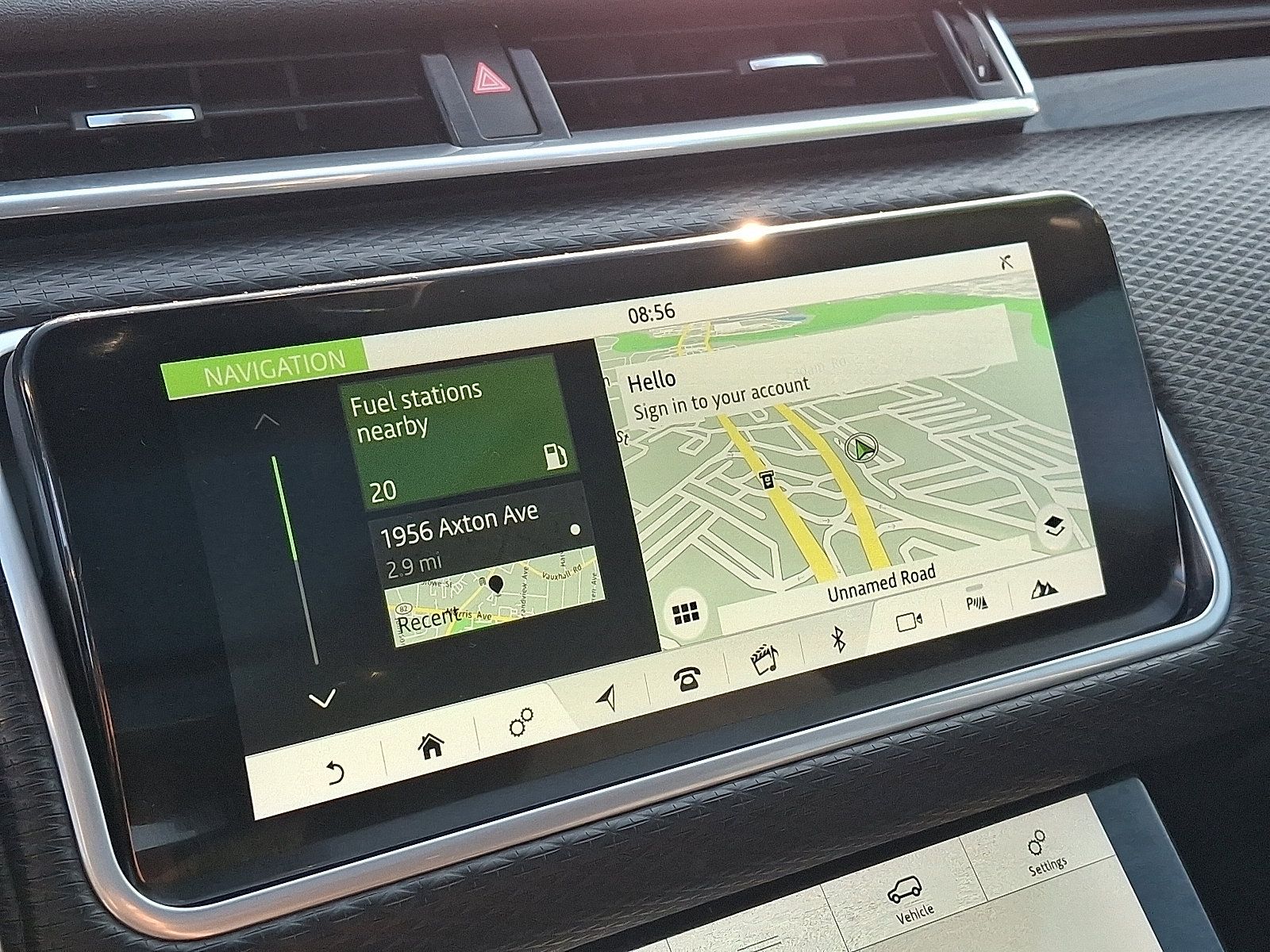 Used 2020 Land Rover Range Rover Velar S AWD/4WD image 18