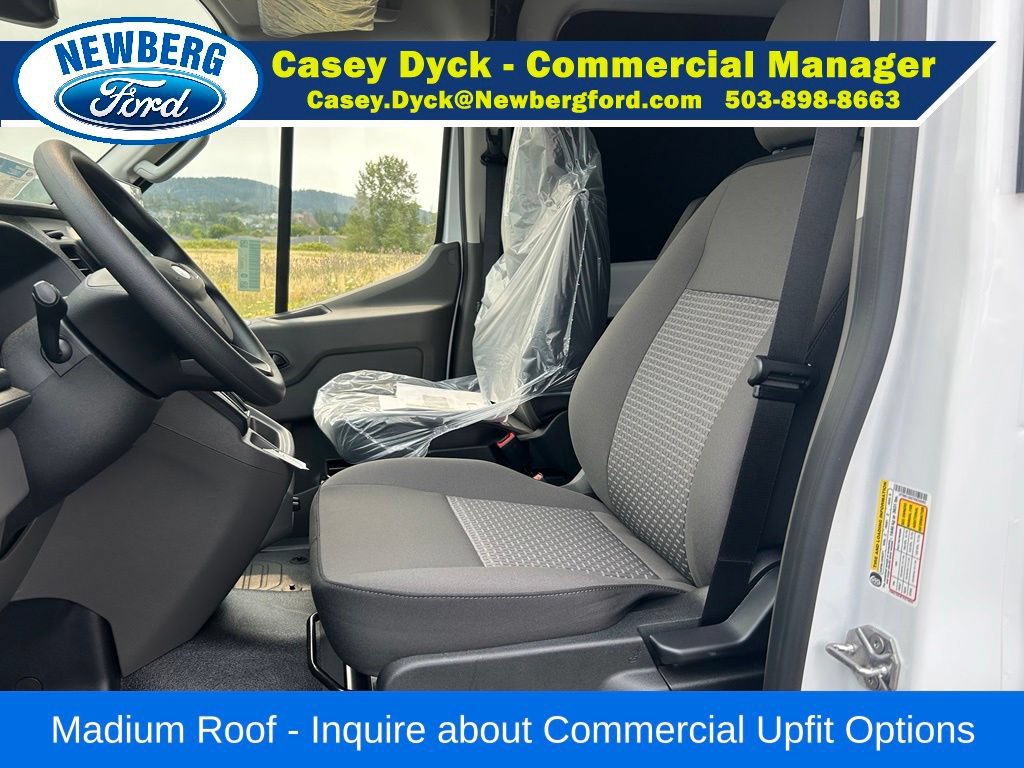 New 2026 Ford Transit 250 148 Medium Roof w/ Load Area Protection Package RWD image 16