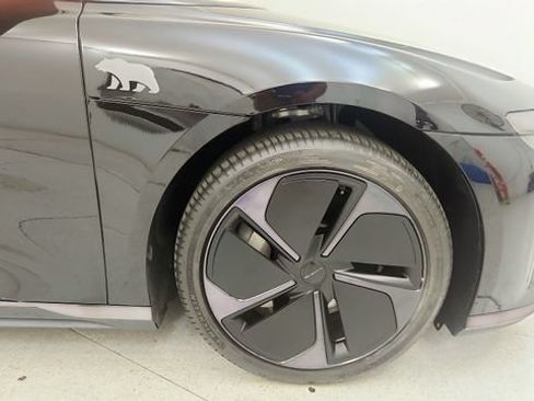 Used 2025 Lucid Air Touring AWD/4WD image 21