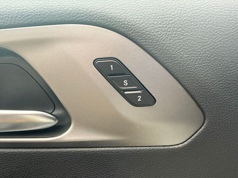 New 2027 Chrysler Pacifica Select AWD/4WD image 26