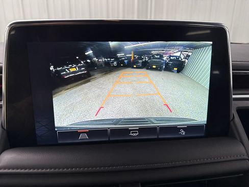Used 2022 GMC Yukon SLE w/ Max Trailering Package AWD/4WD image 26