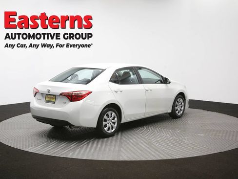 Used 2019 Toyota Corolla LE FWD image 43