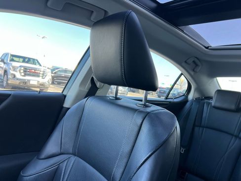 Used 2024 Lexus ES 350 Luxury w/ Accessory Package (Z2) image 20