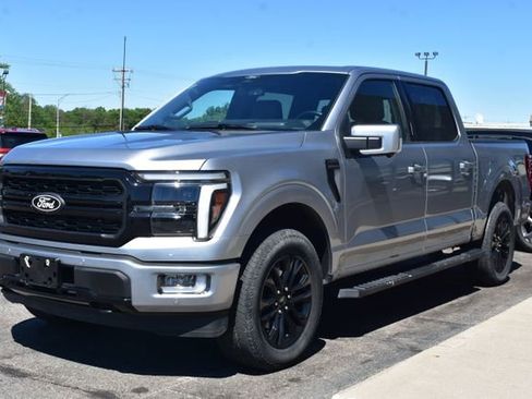 Used 2024 Ford F150 Lariat w/ Equipment Group 502A High AWD/4WD image 18