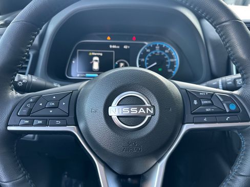 Certified 2024 Nissan Leaf SV Plus image 36