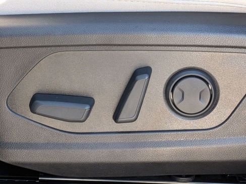 Used 2025 Hyundai Tucson Limited AWD/4WD image 18