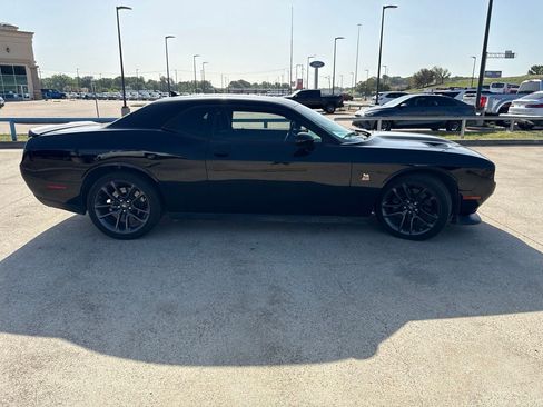 Used 2023 Dodge Challenger R/T Scat Pack RWD image 15