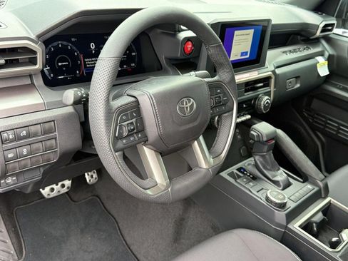 Used 2026 Toyota Tacoma TRD Sport RWD image 4