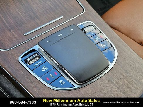 Used 2020 Mercedes-Benz GLC 43 AMG 4MATIC image 25