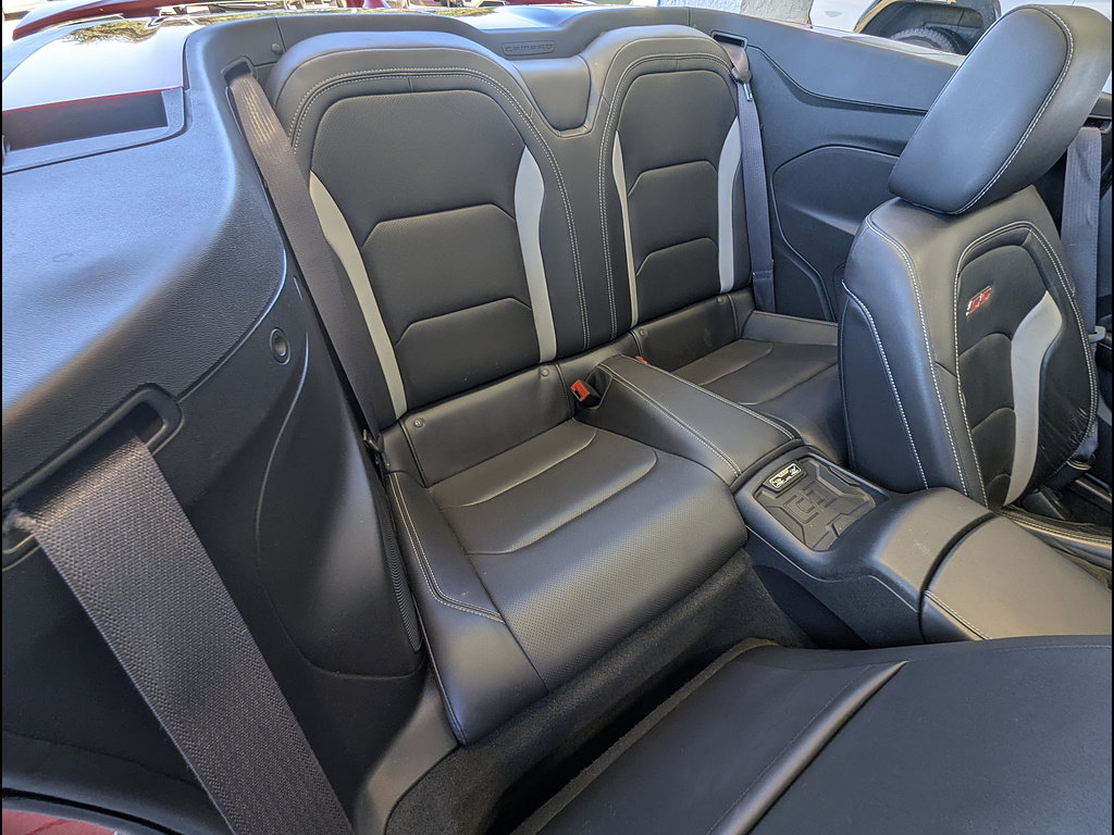 Used 2016 Chevrolet Camaro SS RWD image 22