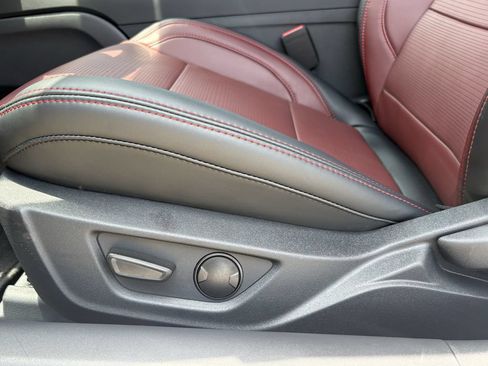 Used 2025 Ford Mustang GT Premium RWD image 13