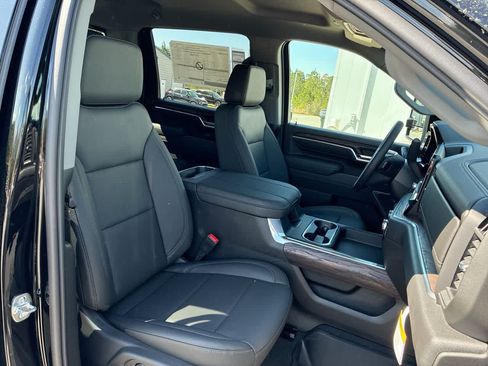 New 2026 GMC Sierra 2500 SLT w/ SLT Premium Package AWD/4WD image 28