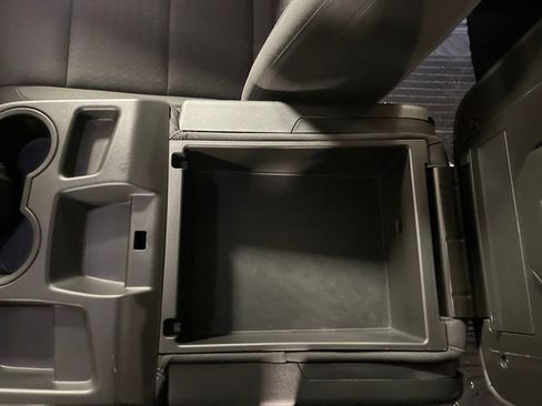 Used 2022 Chevrolet Silverado 1500 LT Trail Boss image 24