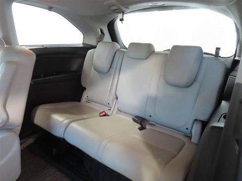 Used 2022 Honda Odyssey Touring image 32