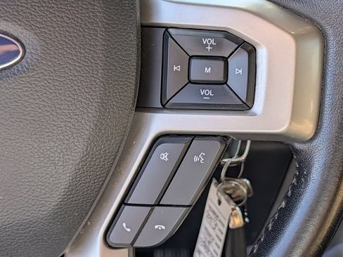 Used 2022 Ford F350 Lariat w/ Lariat Value Package AWD/4WD image 21