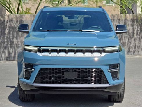 New 2026 Jeep Grand Wagoneer L 4WD image 2