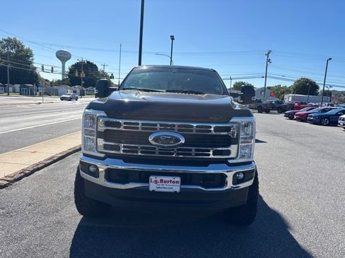 Used 2024 Ford F250 XLT w/ 360-Degree Camera Package AWD/4WD image 2