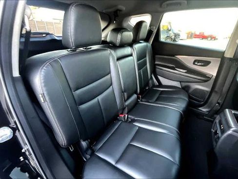 Certified 2024 Nissan Murano SV w/ SV Midnight Edition Package image 19